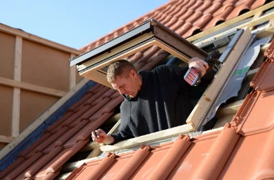 Pose de fenêtres de toit Velux à Nans